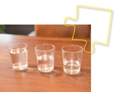 Mithilfe verschieden gefüllter Gläser Mengen zuordnen Mithilfe verschieden gefüllter Gläser Mengen zuordnen